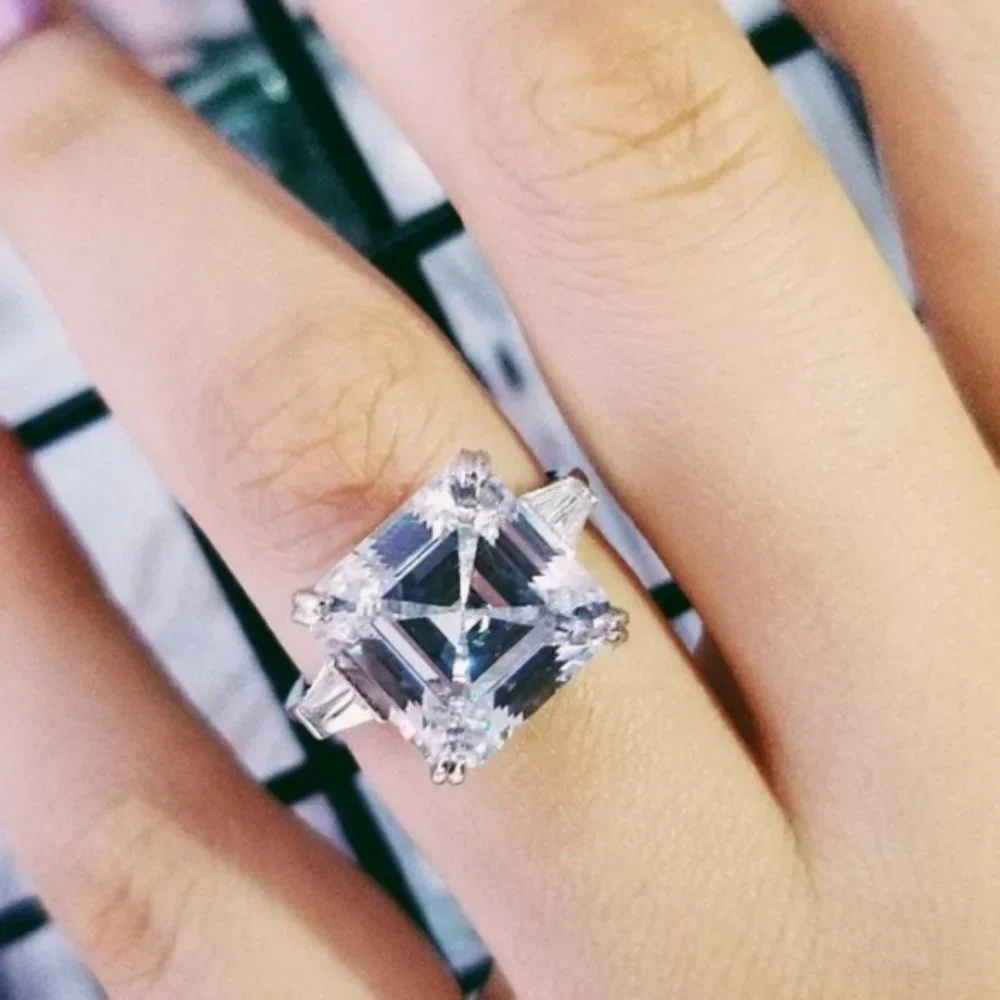 *NEW Huge 9.5 Carat Asscher Diamond Wedding Ring